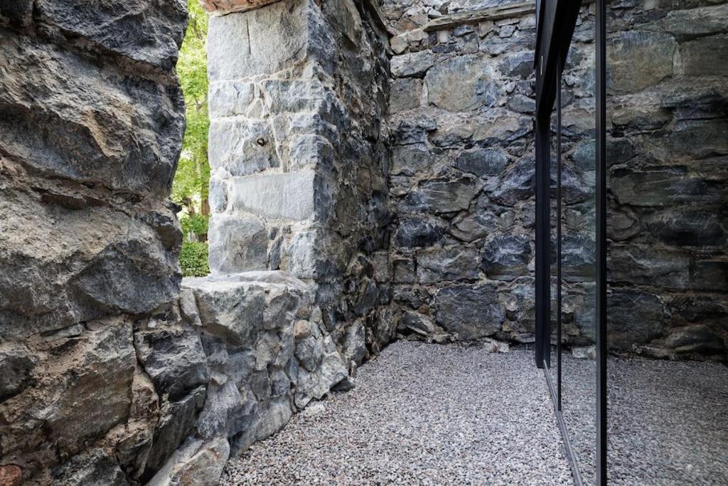 Brand New Studios Amidst Ancient Ruins Oasis Στοκχόλμη Εξωτερικό φωτογραφία